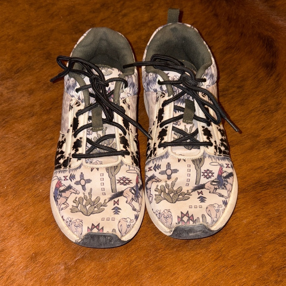 Crazy Train Multicolor Athletic Shoes size 7 - Picture 2 of 3